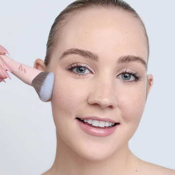 Complexion Brush